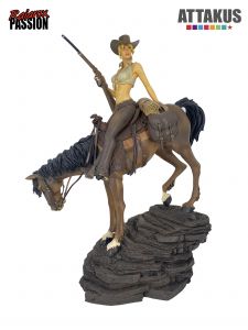 Angela à cheval