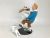Tintin tenant les albums - Statuette résine 26 cm
