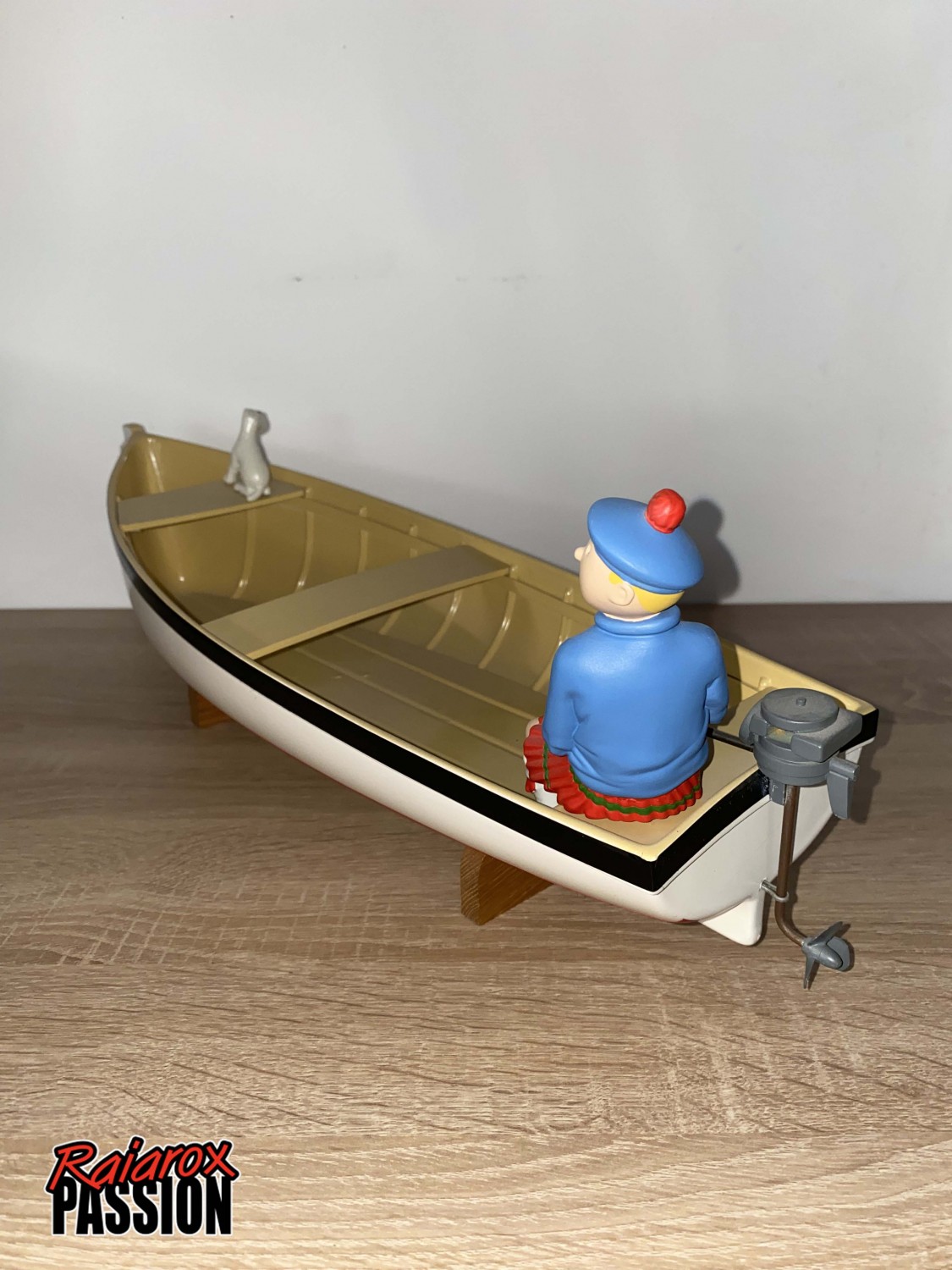 Barque île noire Tintin