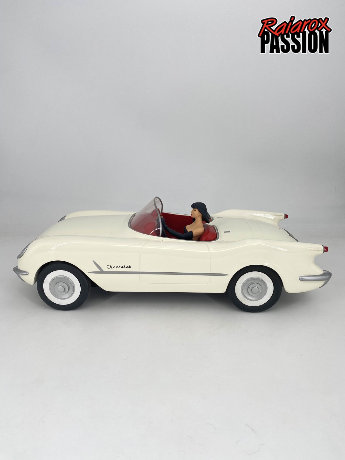 La Pin-up Corvette Chevrolet 1953