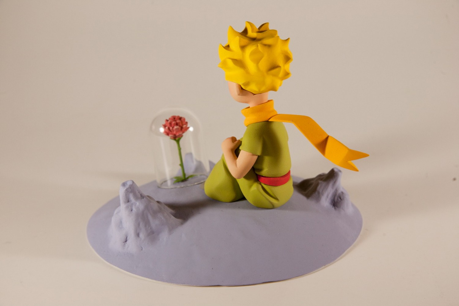 Le petit prince et la rose - fariboles - statuette résine 12 cm