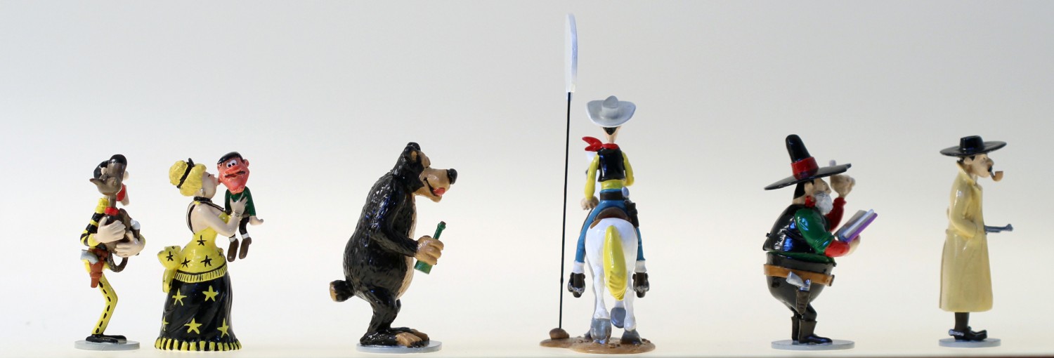 Lucky Luke attaché au poteau de torture
