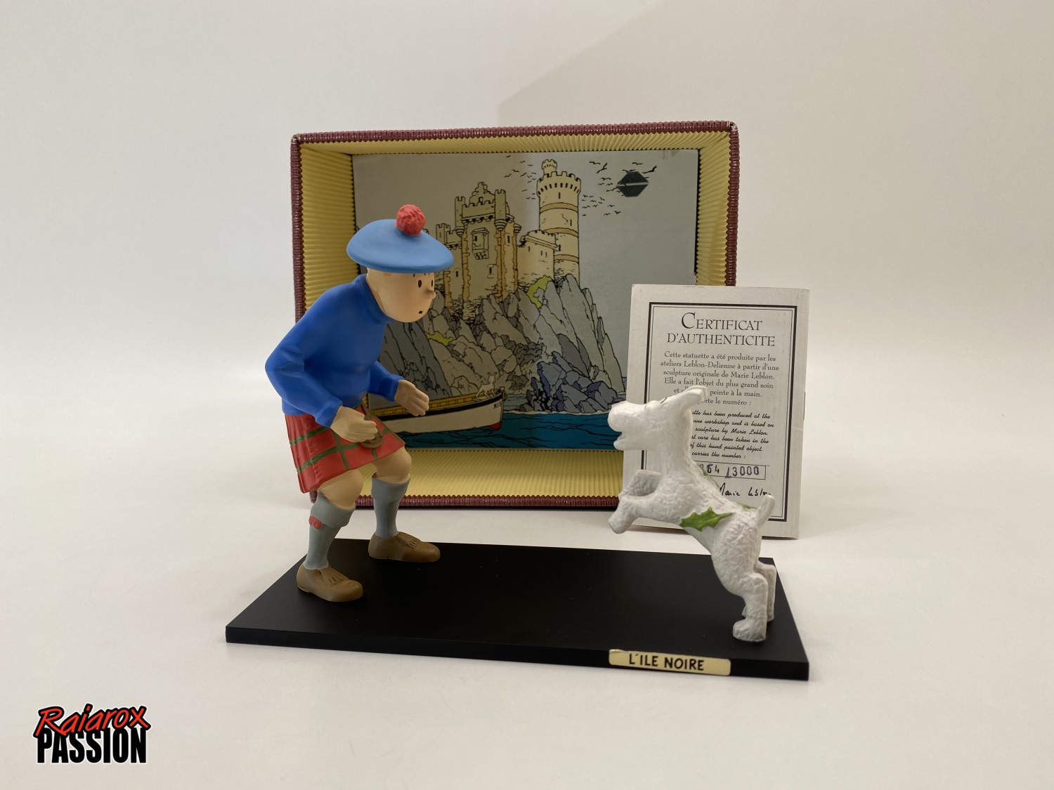 Tintin et Milou "l'île noire"