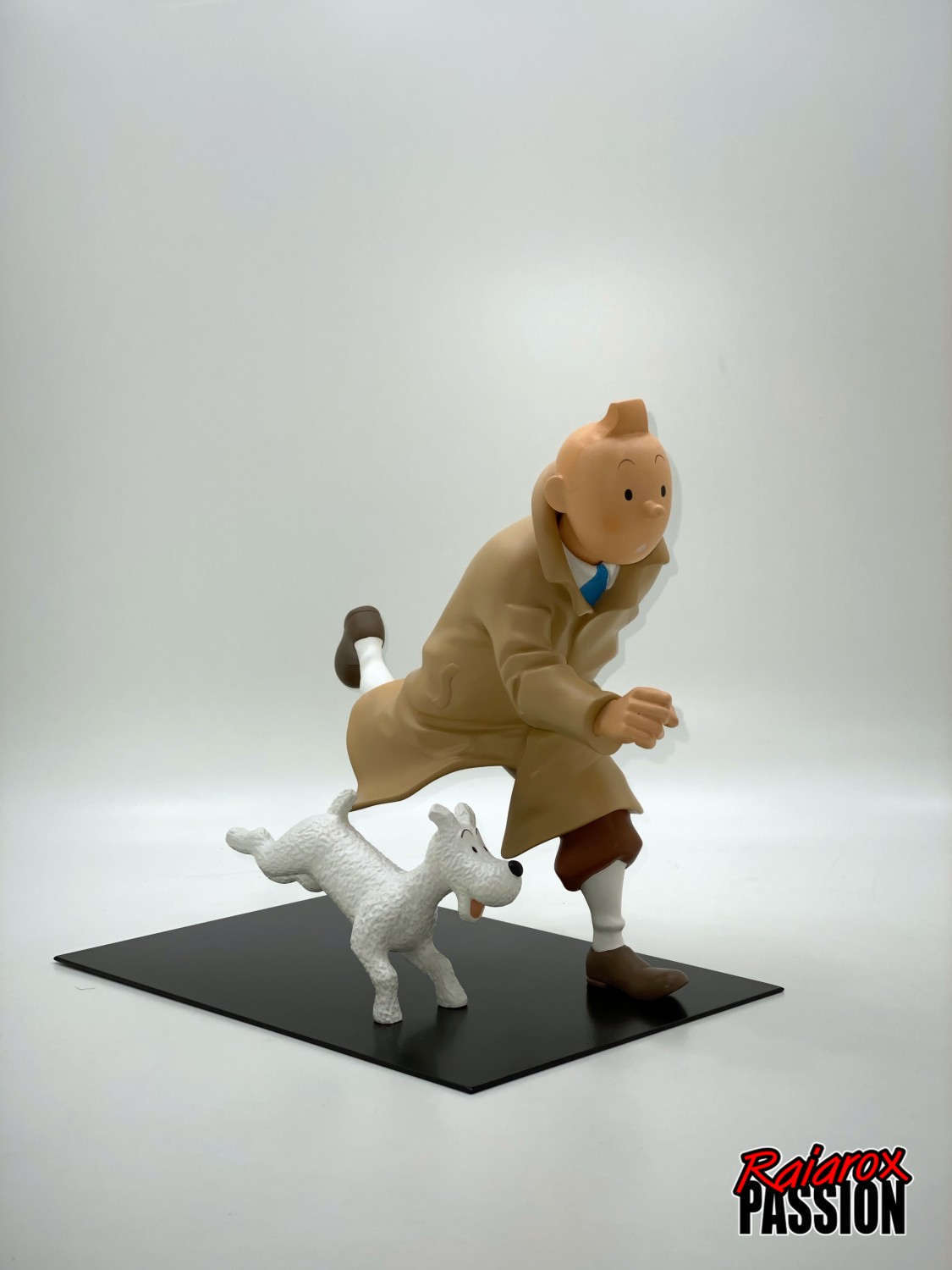 Tintin & Milou running- L'île noire