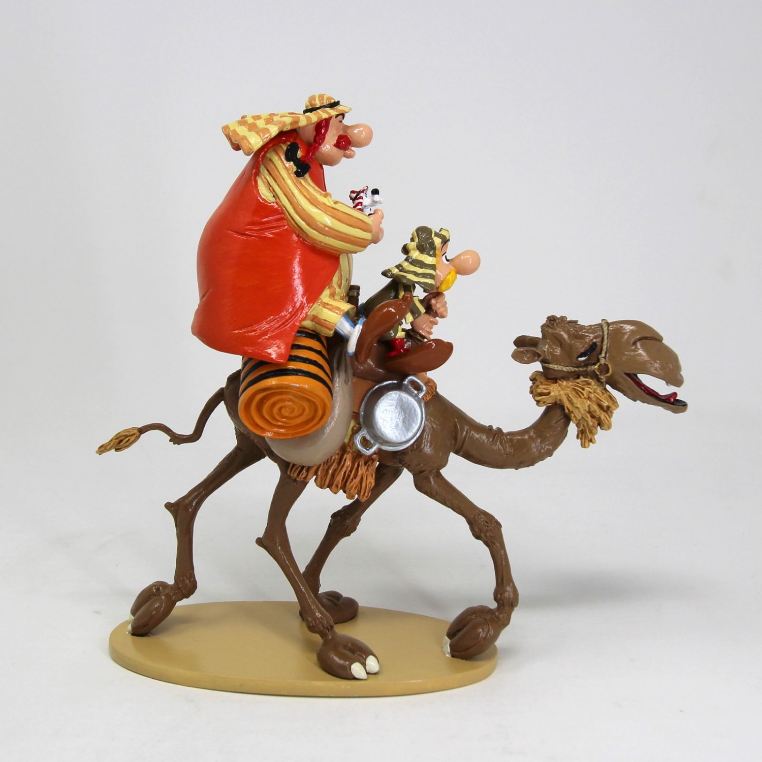 ASTÉRIX ET OBÉLIX SUR LE DROMADAIRE