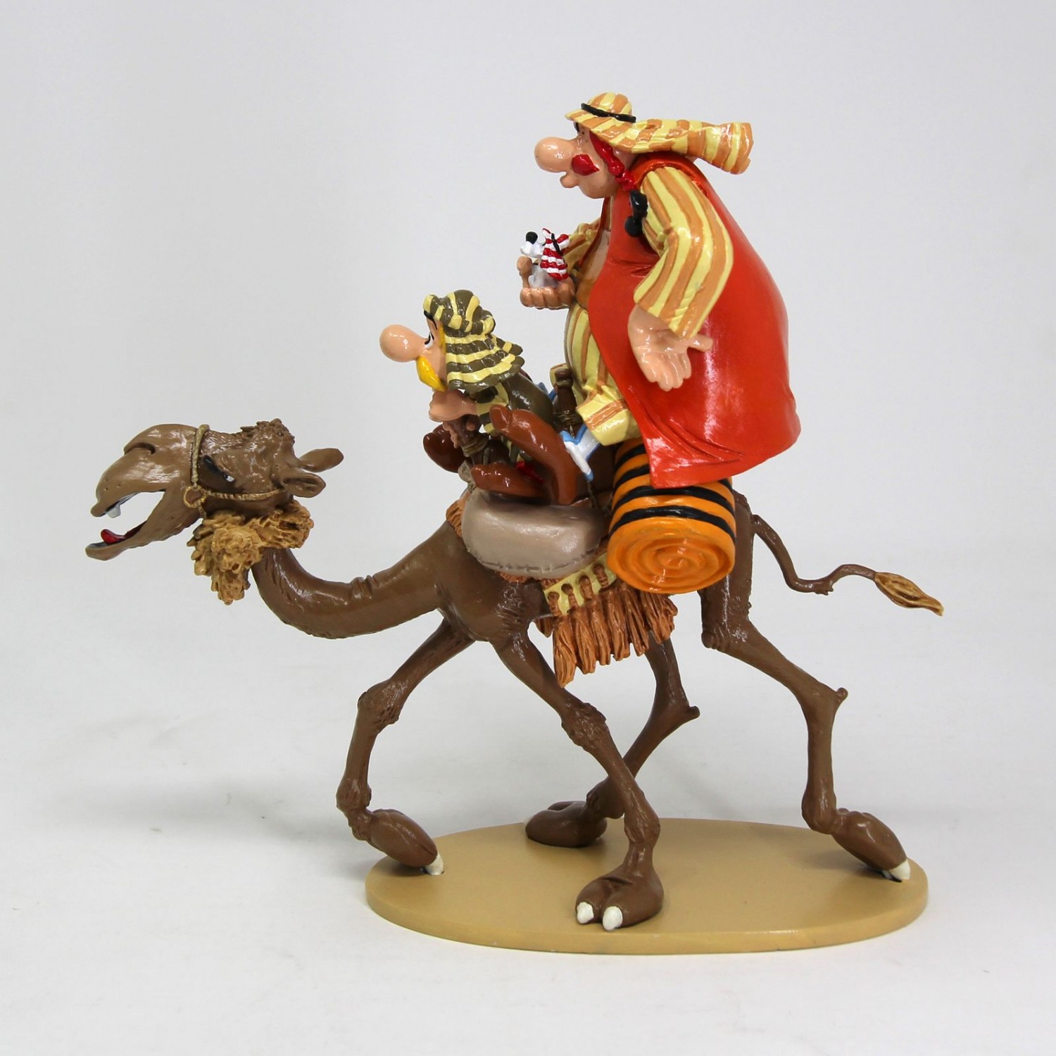 ASTÉRIX ET OBÉLIX SUR LE DROMADAIRE