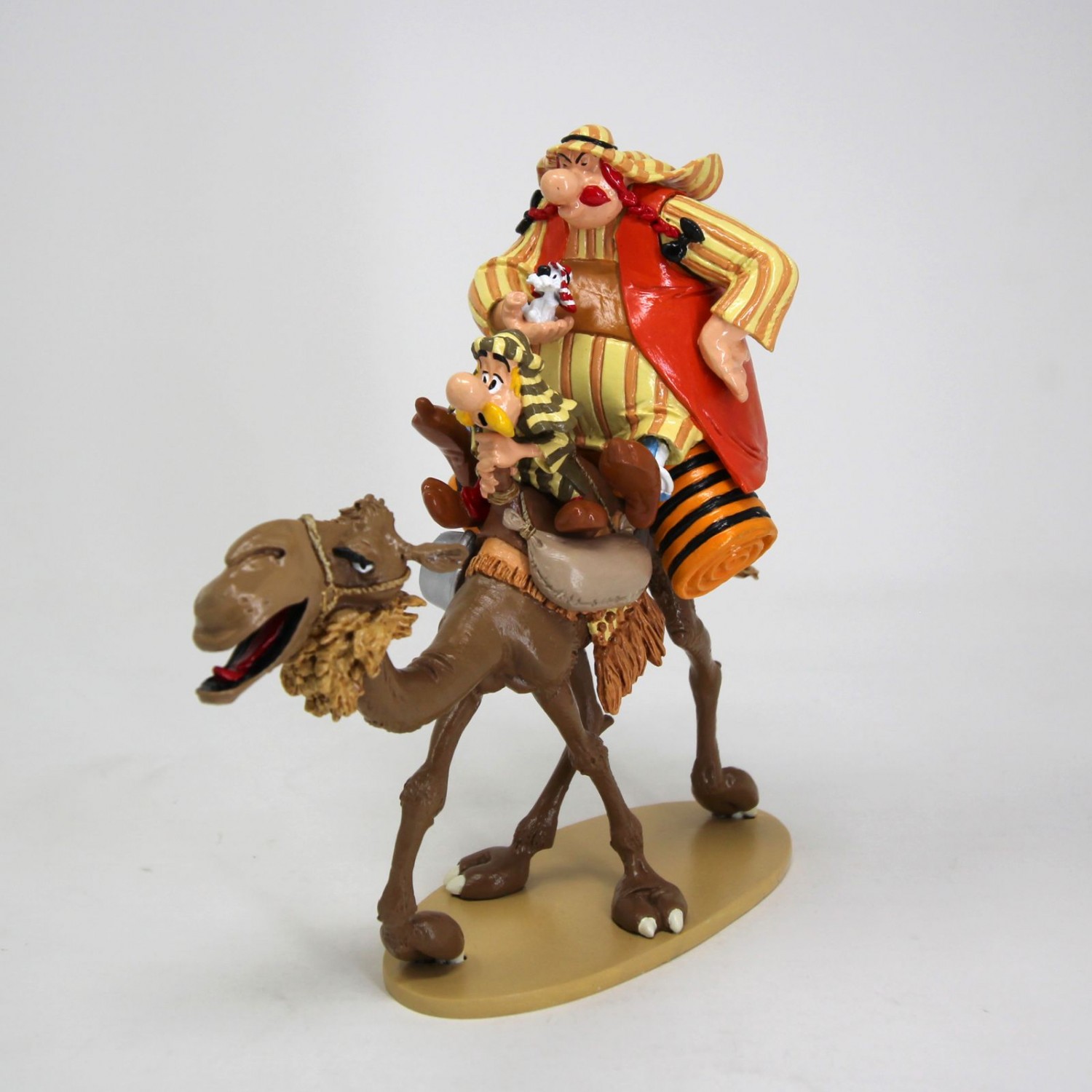 ASTÉRIX ET OBÉLIX SUR LE DROMADAIRE