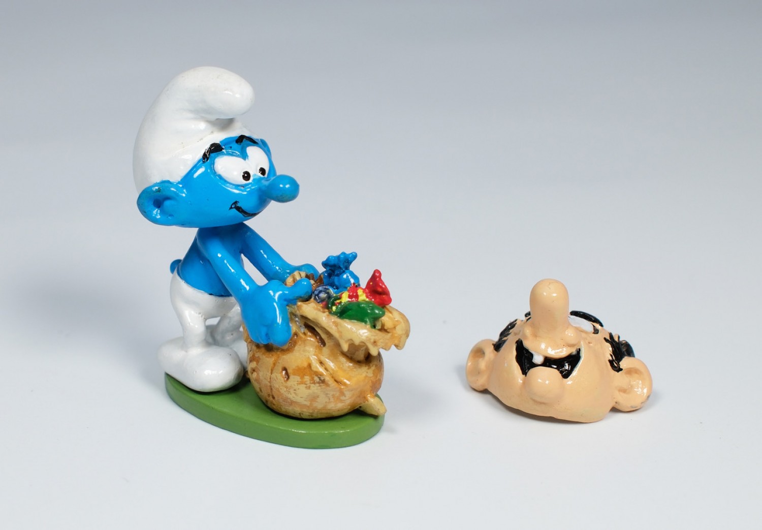 LE SCHTROUMPF D&Eacute;GUIS&Eacute; EN GARGAMEL - Pixi classique