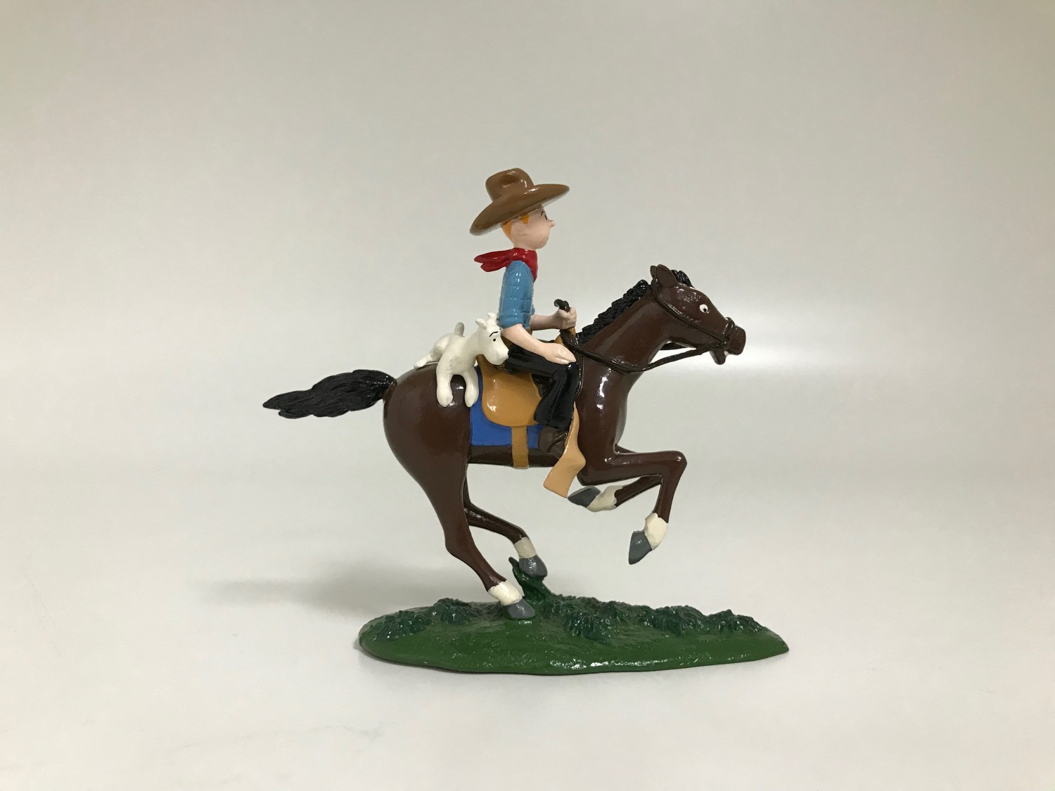 TINTIN COWBOY ET MILOU À CHEVAL- Pixi ref 4543