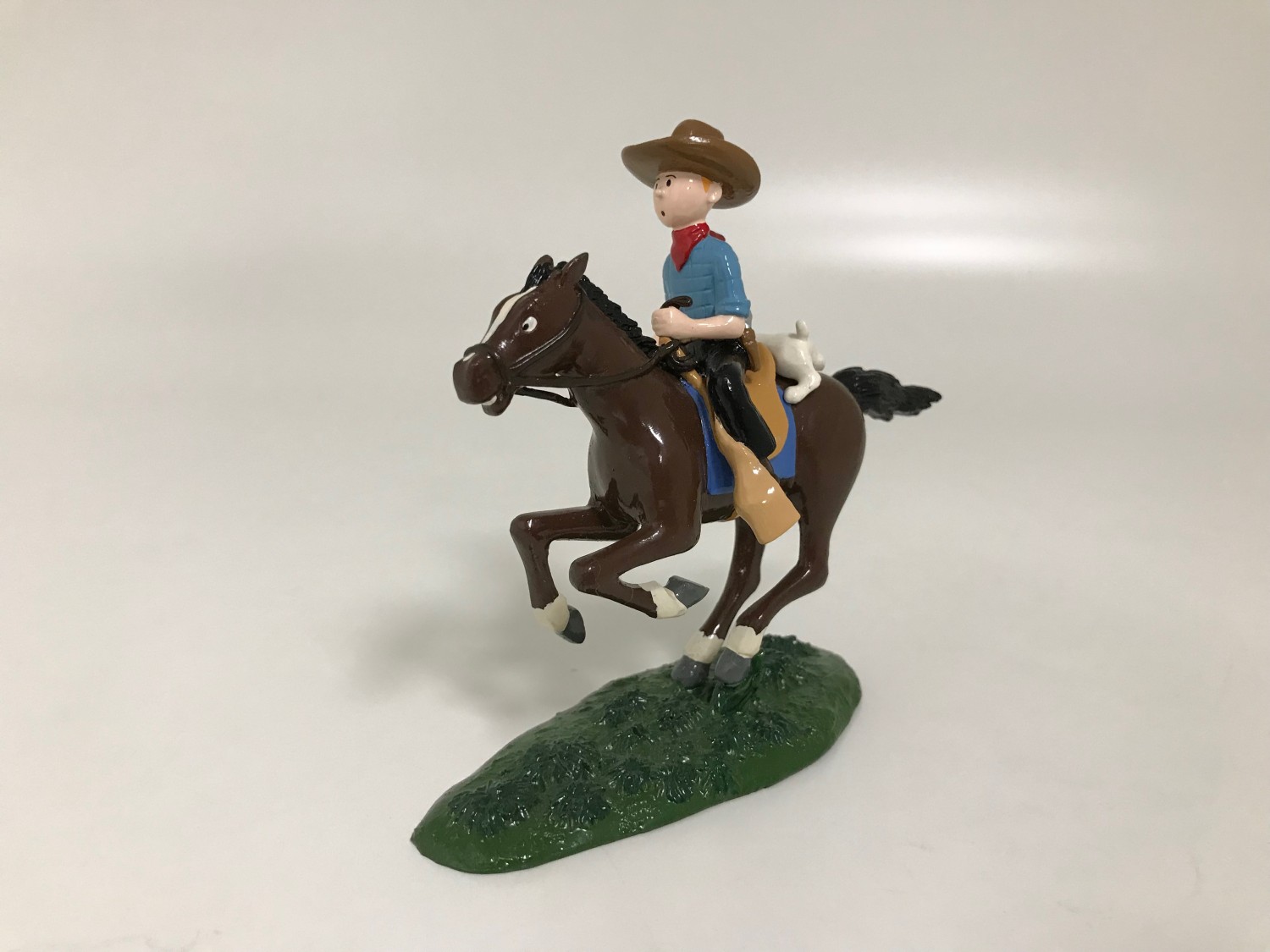 TINTIN COWBOY ET MILOU À CHEVAL- Pixi ref 4543