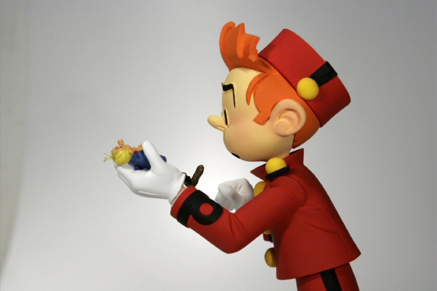 Spirou - statuette résine 20,5 cm