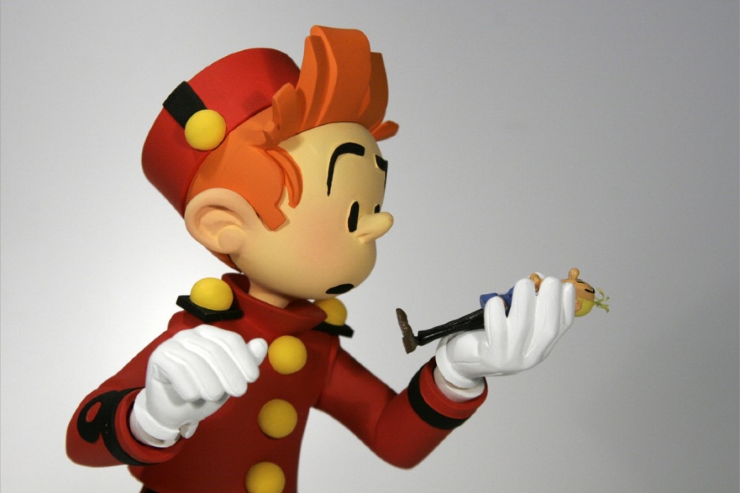 Spirou - statuette résine 20,5 cm