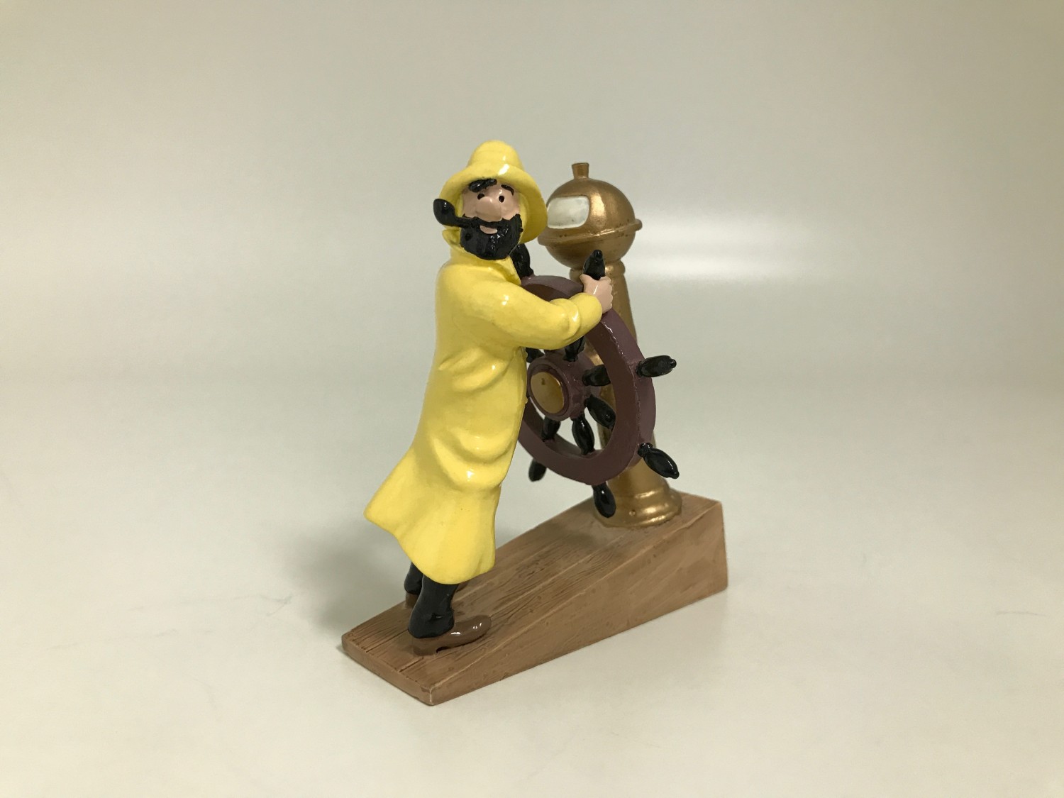 Tintin ciré & Haddock à la barre - Figurines métal 9 cm
