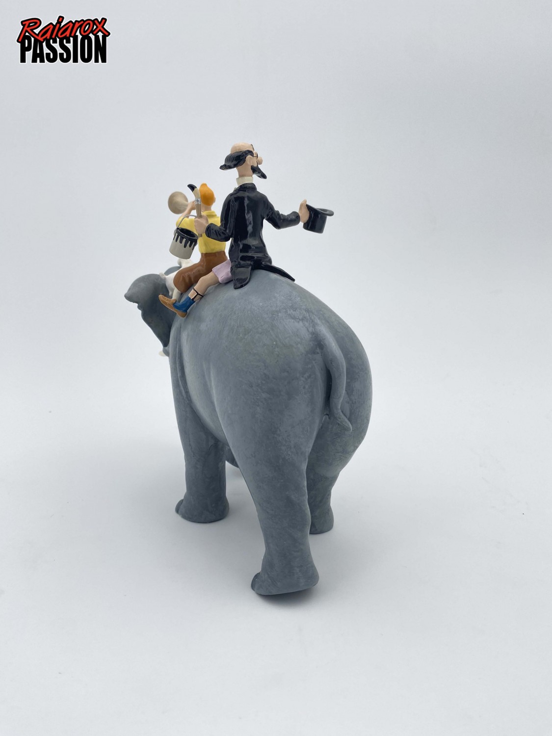 Tintin éléphant - Les cigares du pharaon