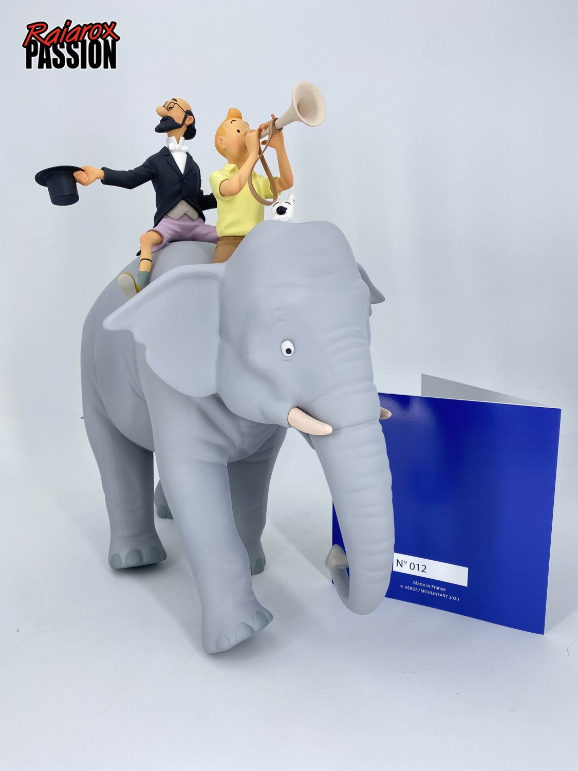Tintin, Milou et Philémon sur l'éléphant