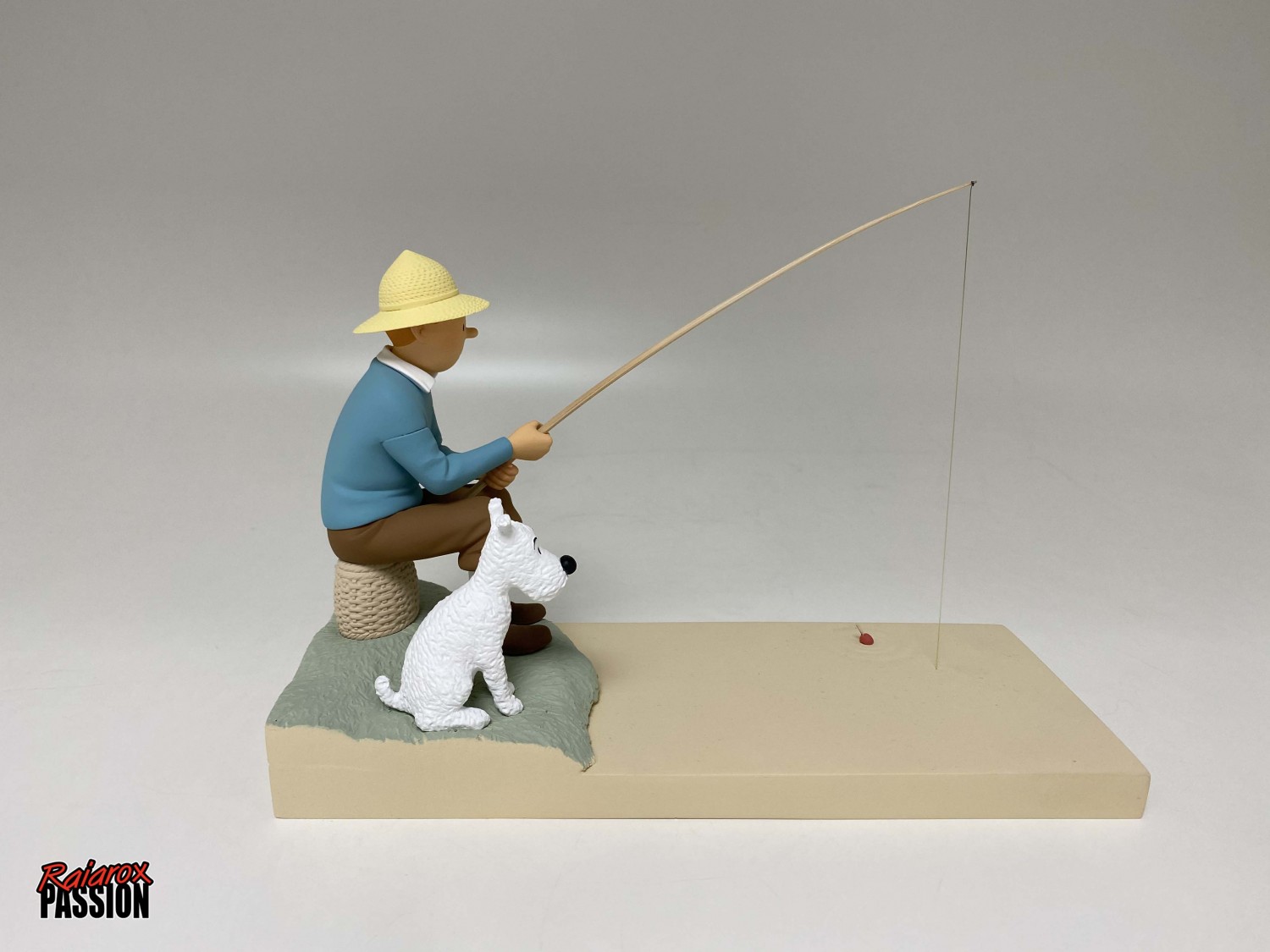 Tintin et Milou à la pêche