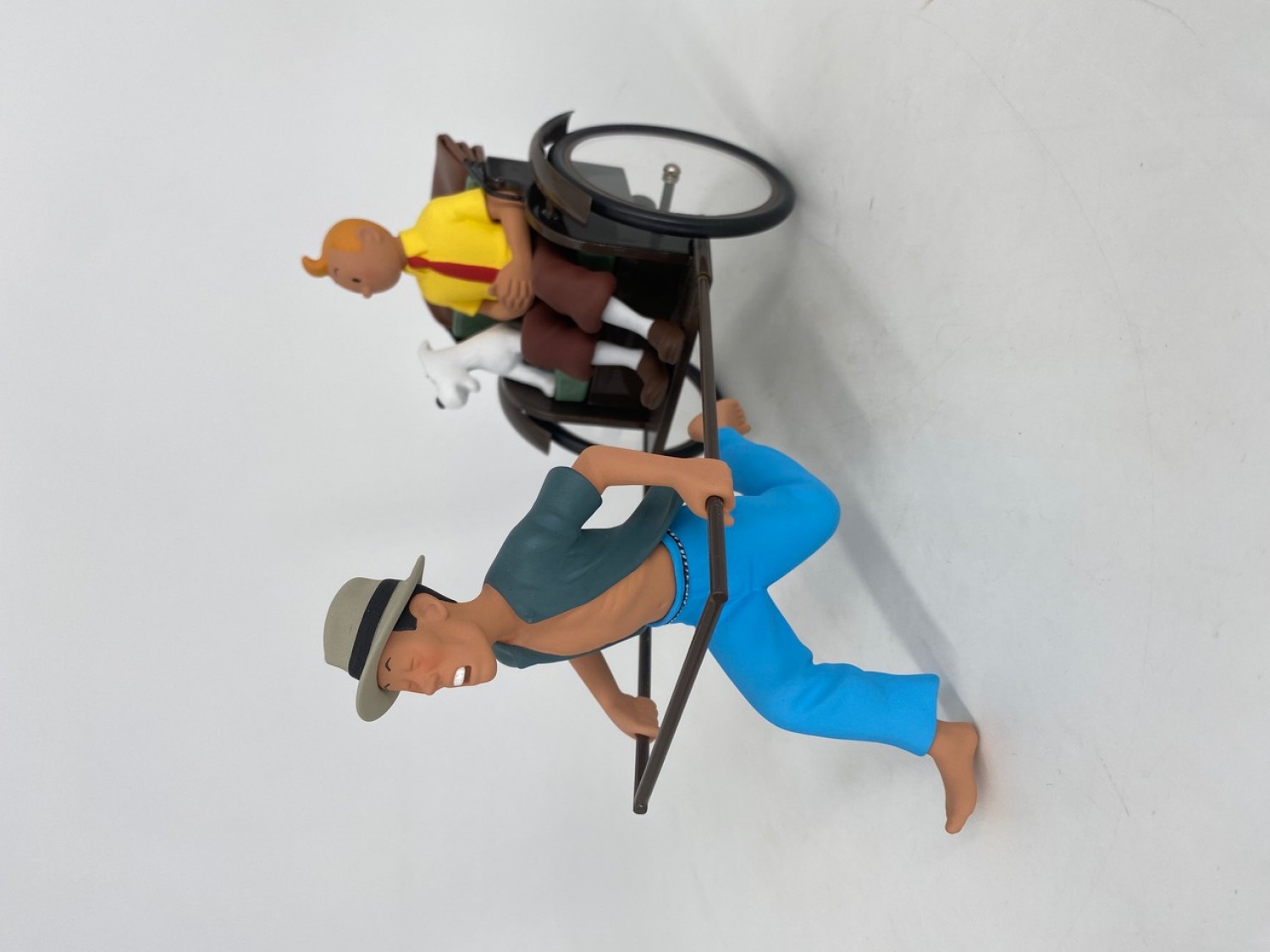 Tintin et le pousse-pousse - Le Lotus Bleu