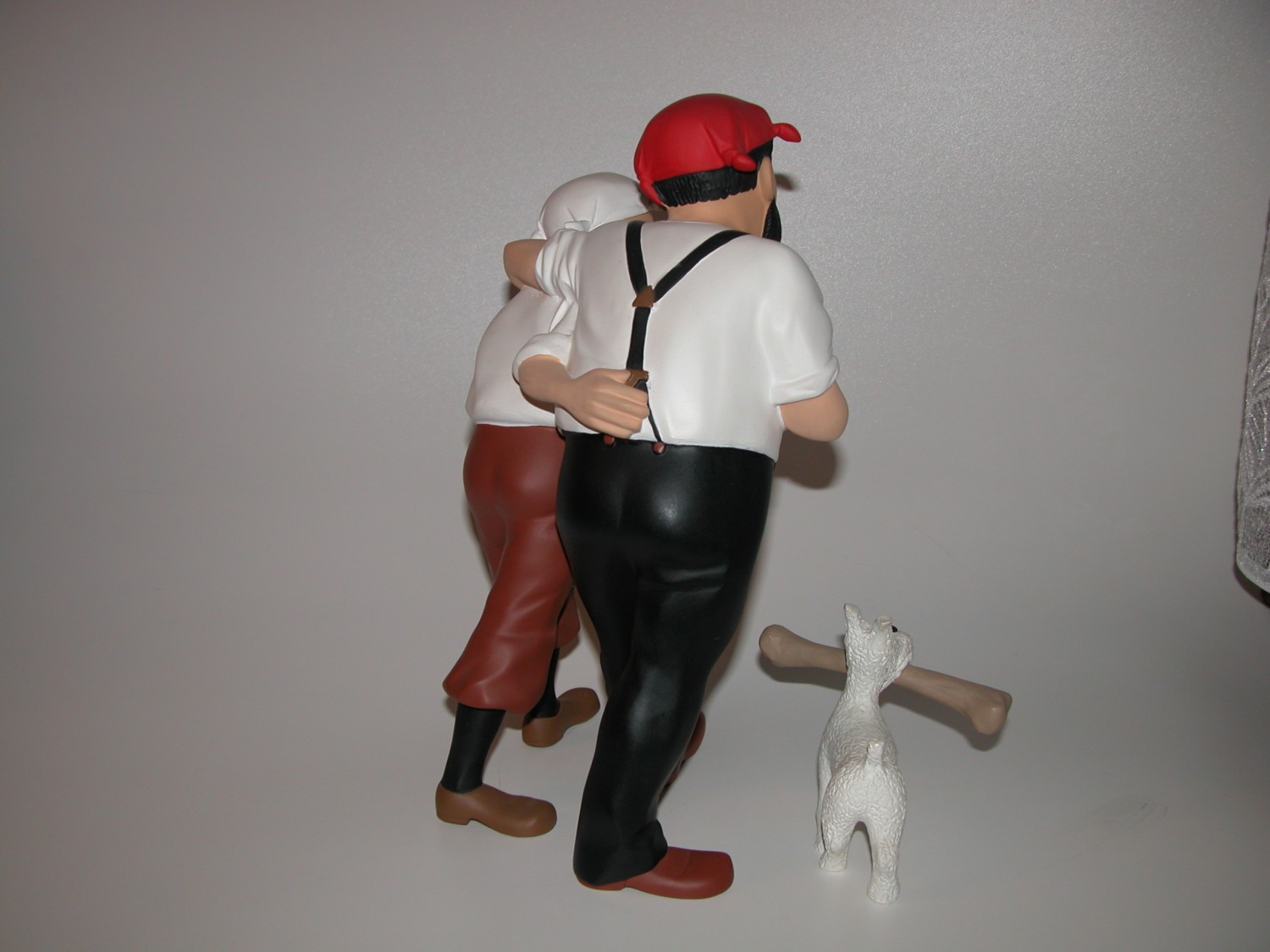 Tintin , Haddock et Milou désert- statuette résine 31cm